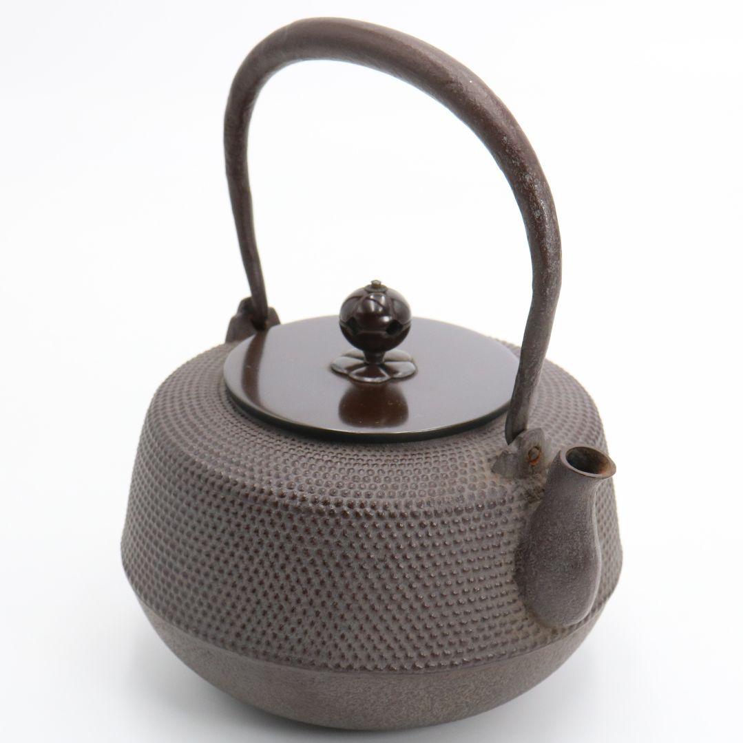 釜師 佐藤浄清造 肩衝霰 鉄瓶 茶道具 共箱　II568　YSy