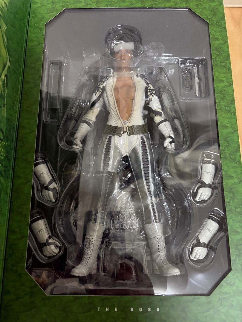 ホットトイズ　メタルギアソリッド3 1/6 ザ・ボス　MGS3 THE BOSS