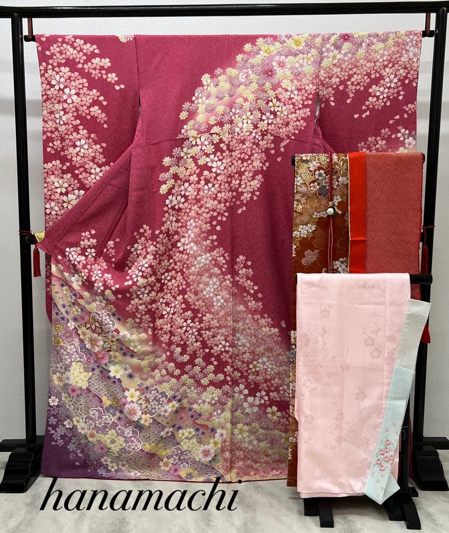 振り袖　フルセット　長襦袢付　ピンク　成人式　金彩加工　刺繍入り　銀通し　704