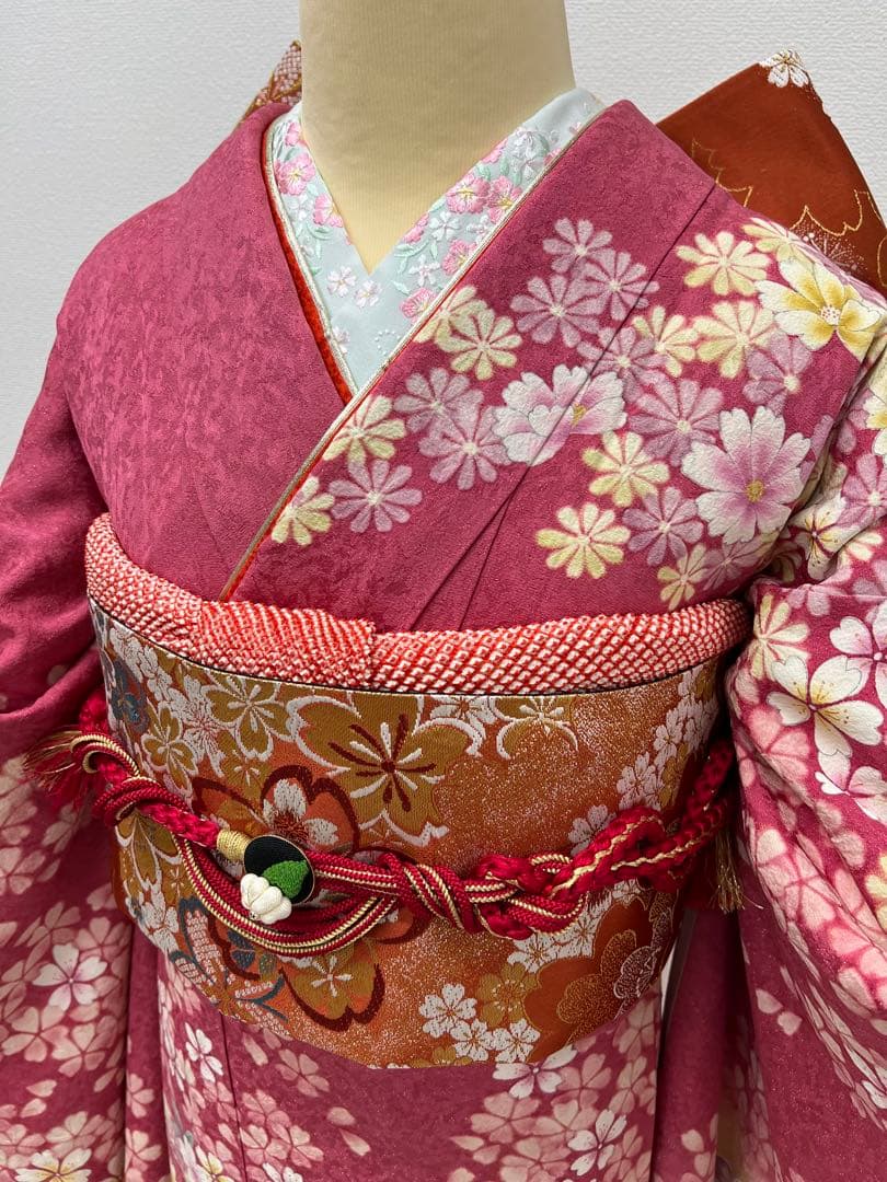 振り袖　フルセット　長襦袢付　ピンク　成人式　金彩加工　刺繍入り　銀通し　704