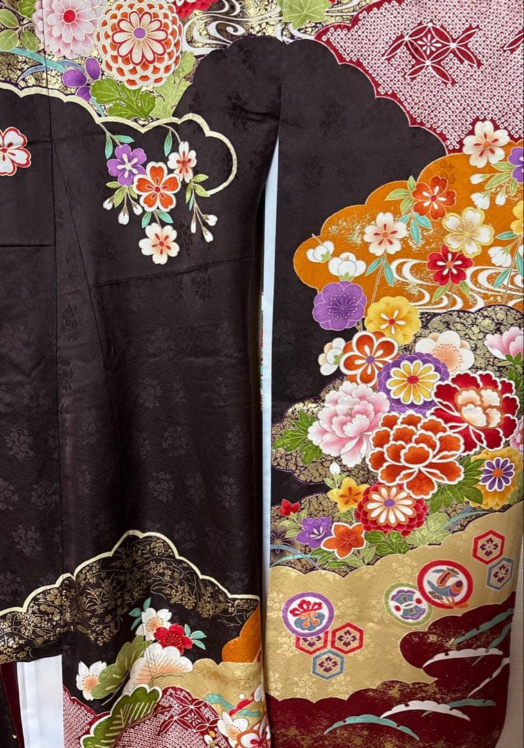 黒鳶色 吉祥花柄 振袖 身丈165