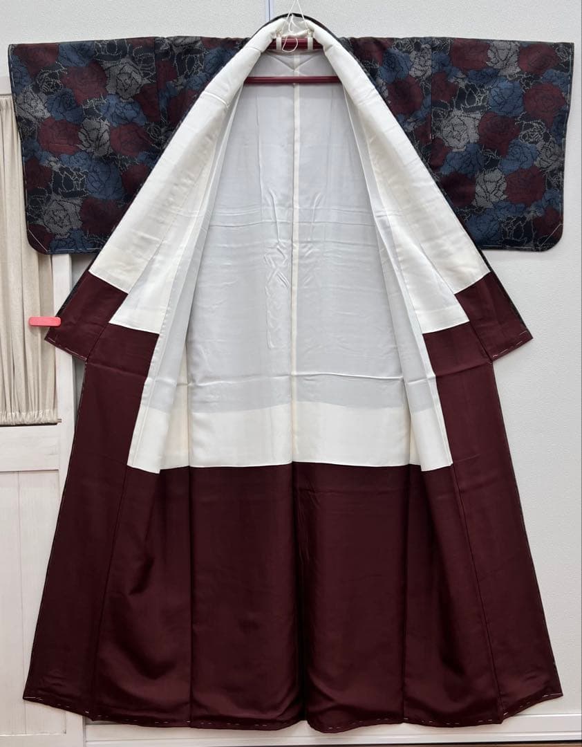 十日町紬　袷　薔薇　バラ模様の織り出し