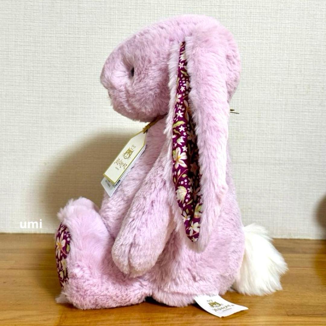 みい Thistlepop Blossom Luxe Bunny