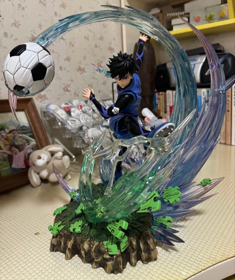 ブルーロック 潔世一 ガレージキット ガレキ スタチュー①