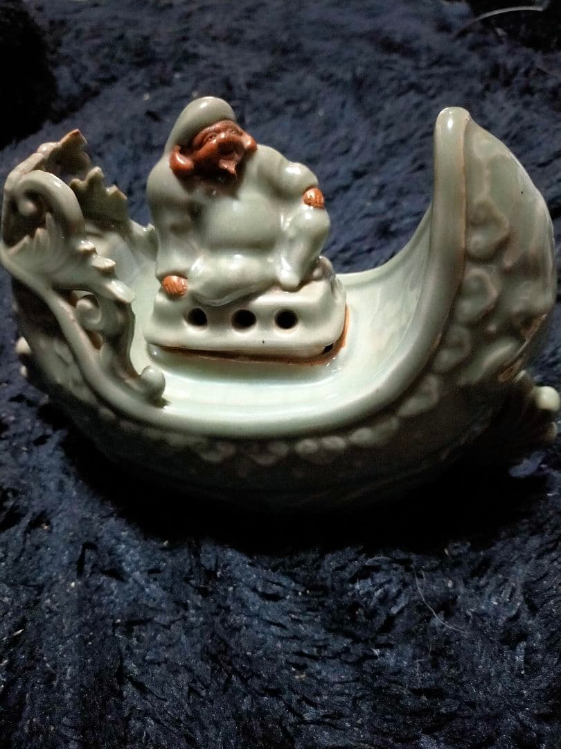 鍋島青磁大黒船香炉