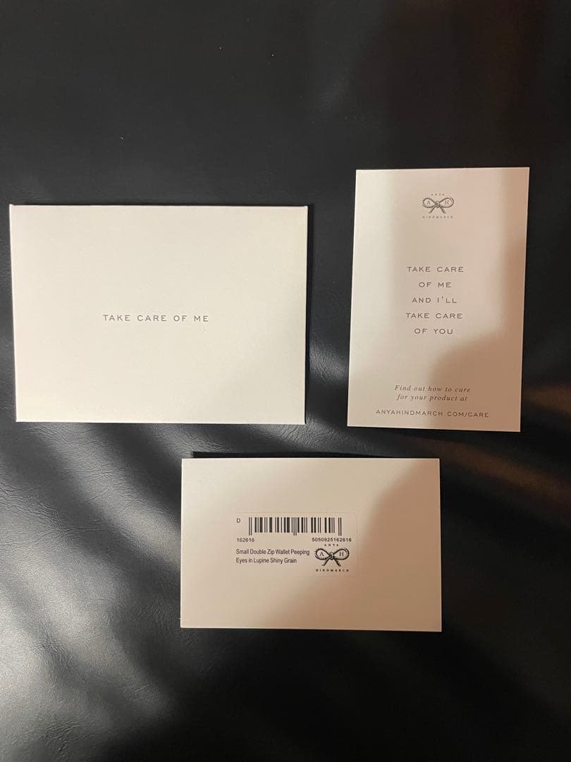 ANYA HINDMARCH アニヤハインドマーチ 二つ折り財布