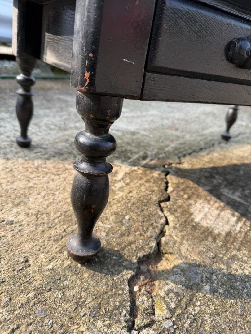 昭和レトロ　昔ながらの木製机 黒