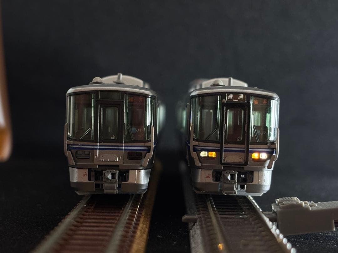 Kato 521系 2次車【10-1395】先頭TN化　　Nゲージ（ジャンク）