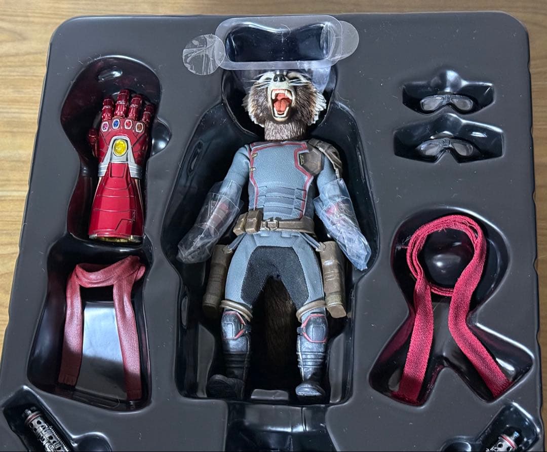 激安SALE！美品！ホットトイズ アベンジャーズ エンドゲーム版 ロケット