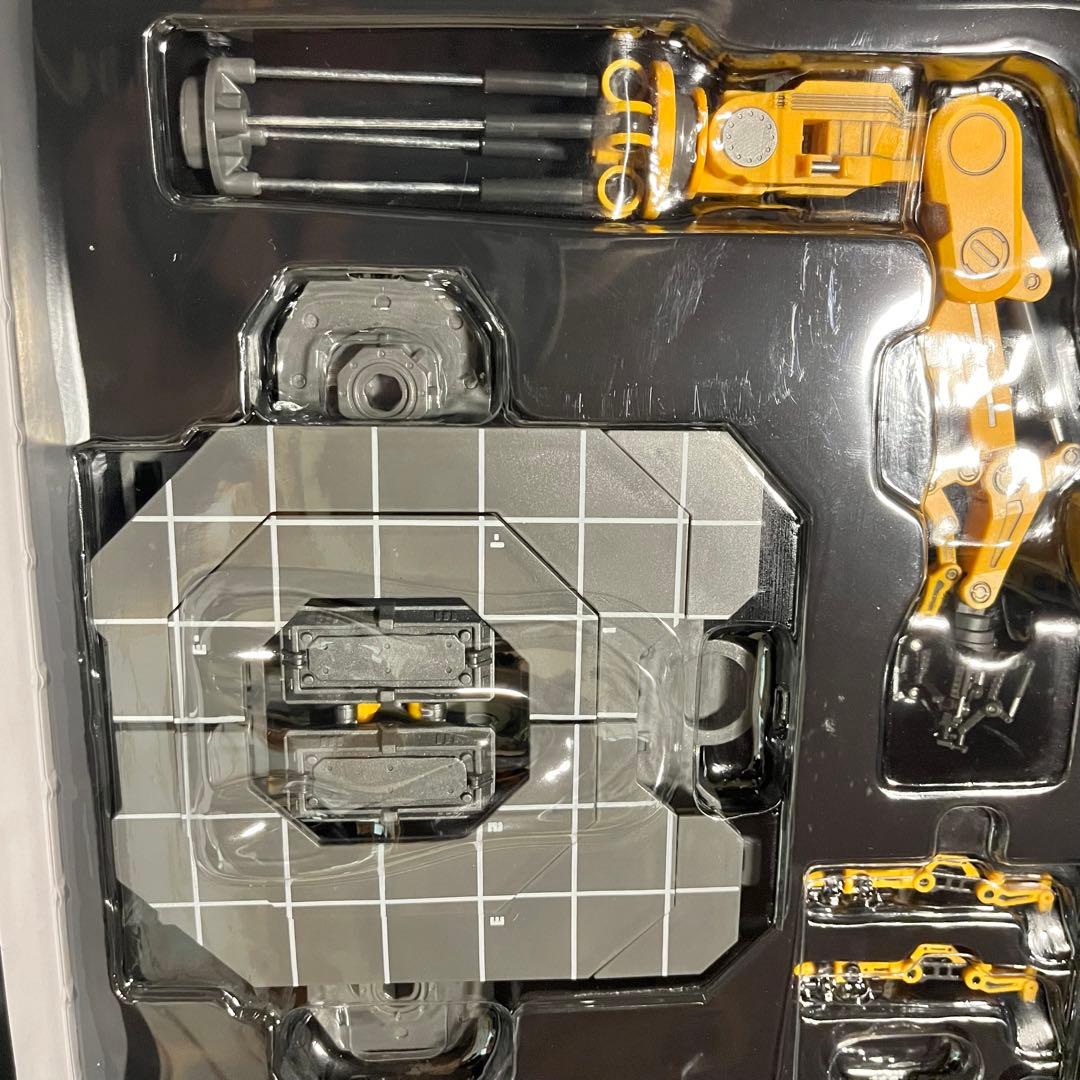 ZDtoys アイアンマン 本体＆修理台 スーツアップガントリー フィギュア