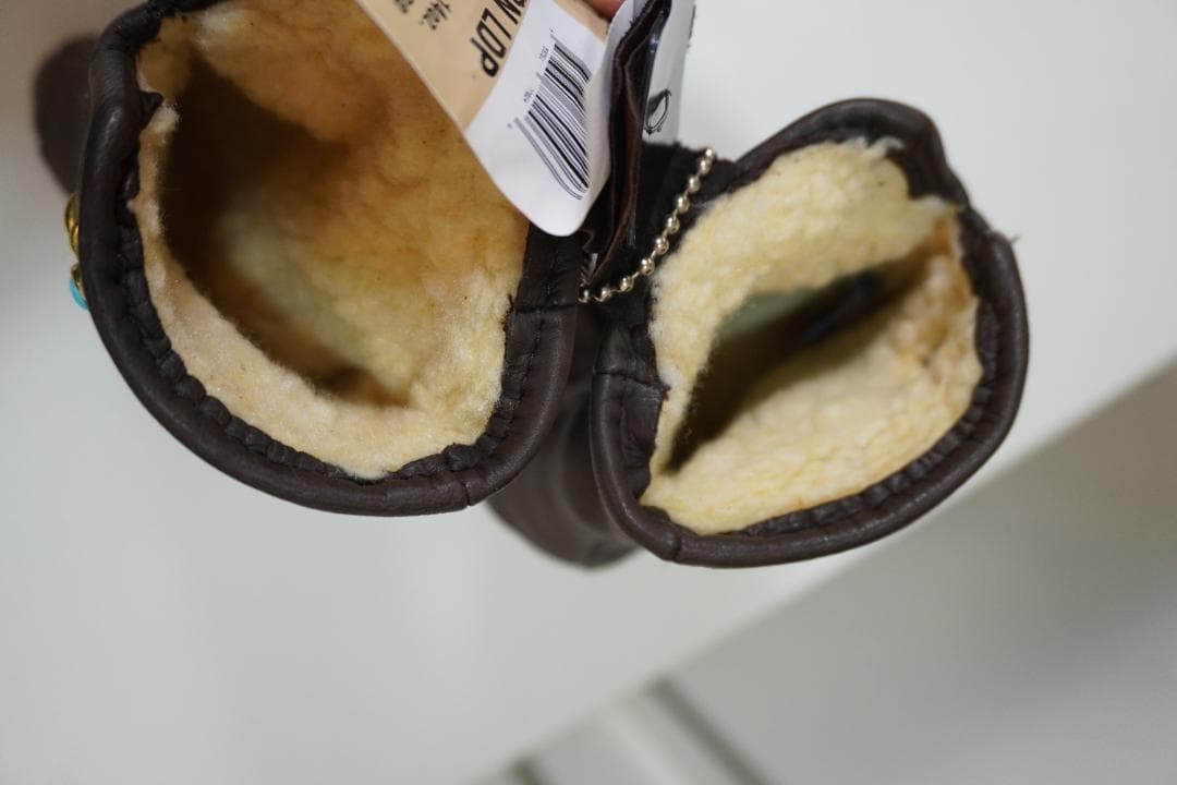 ◆HTC◆エイチティーシー　　　手袋　ファー付き