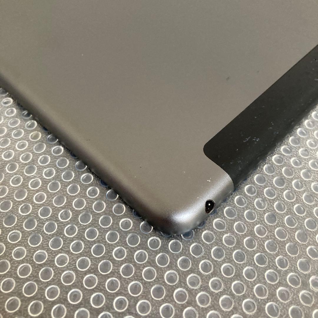 3652【早い者勝ち】iPad8 第8世代 32GB SIMフリー☆