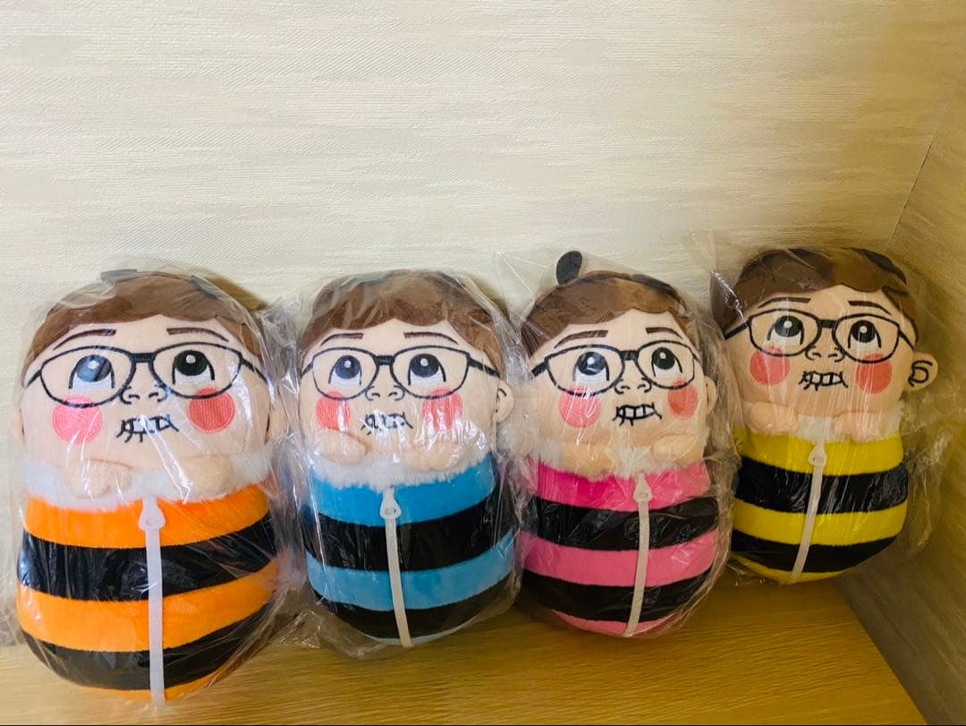HIKAKIN ヒカキン　ブンブンみつばち　ぬいぐるみ　4体セット　ハチキン