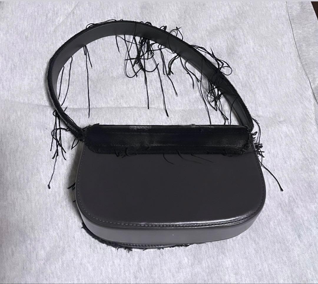 【お金ナイダー】DIESEL 1DRバッグ フリンジ付き ストーン