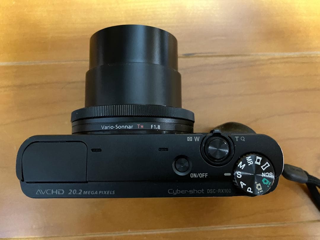 デジタルカメラ SONY Cyber-shot DSC-RX100 20.2MP