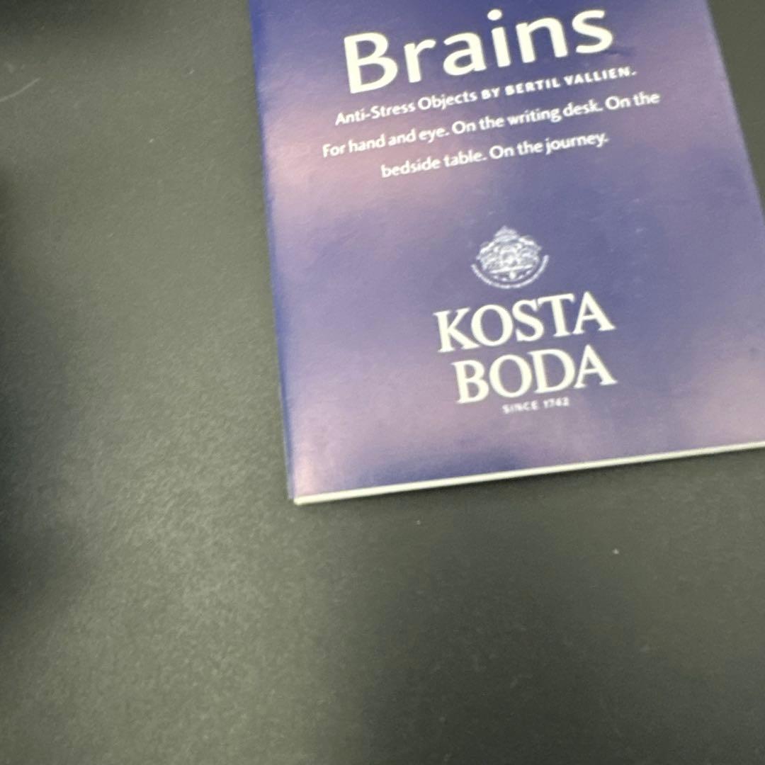 BRAINS Karolina blue青い顔の置物オブジェ