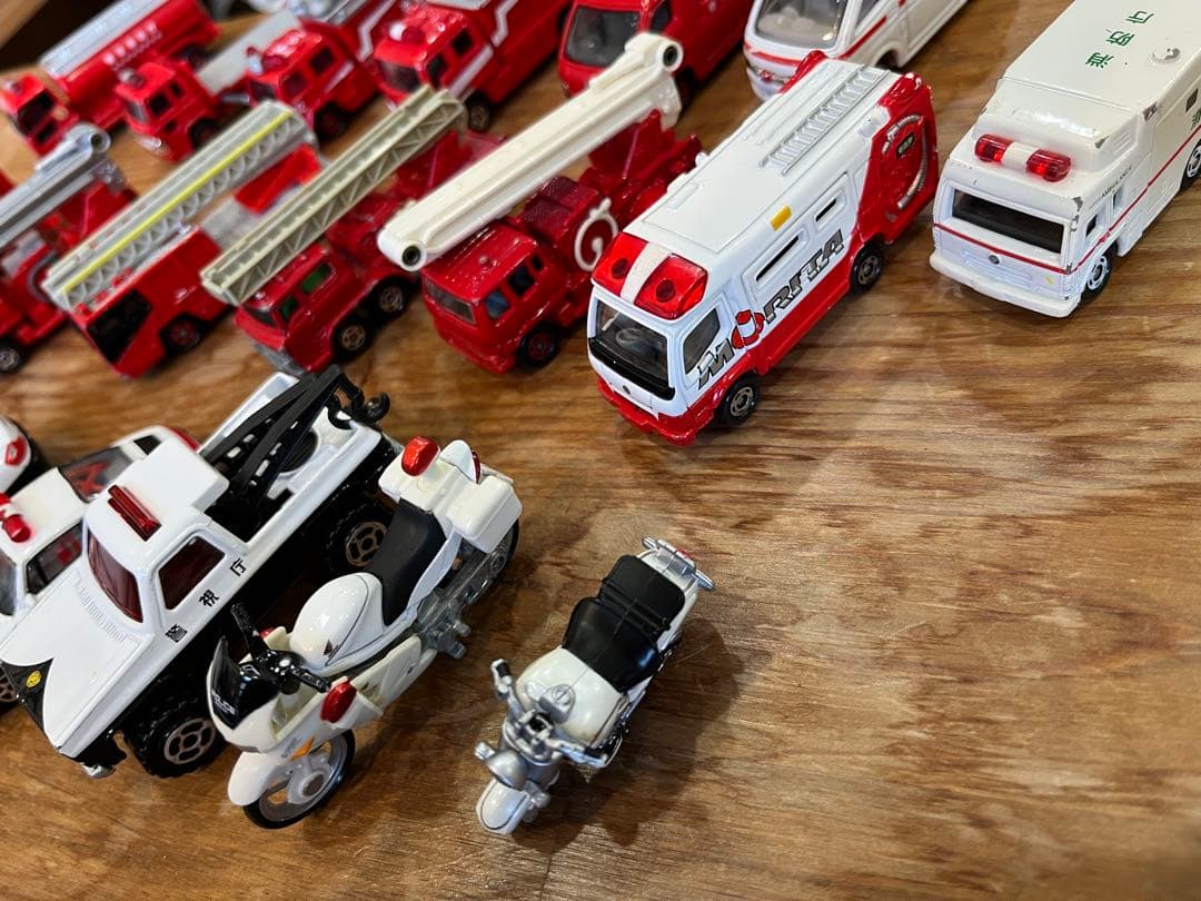 トミカ　ハイパーレスキューセット※訳あり