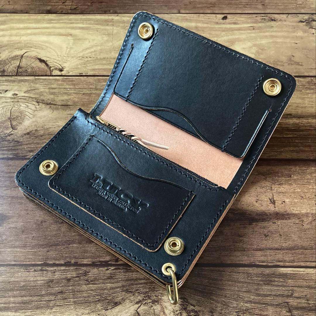 【お札を折らずに収納】国産ステアハイド トラッカーウォレット150（ミドル）3層