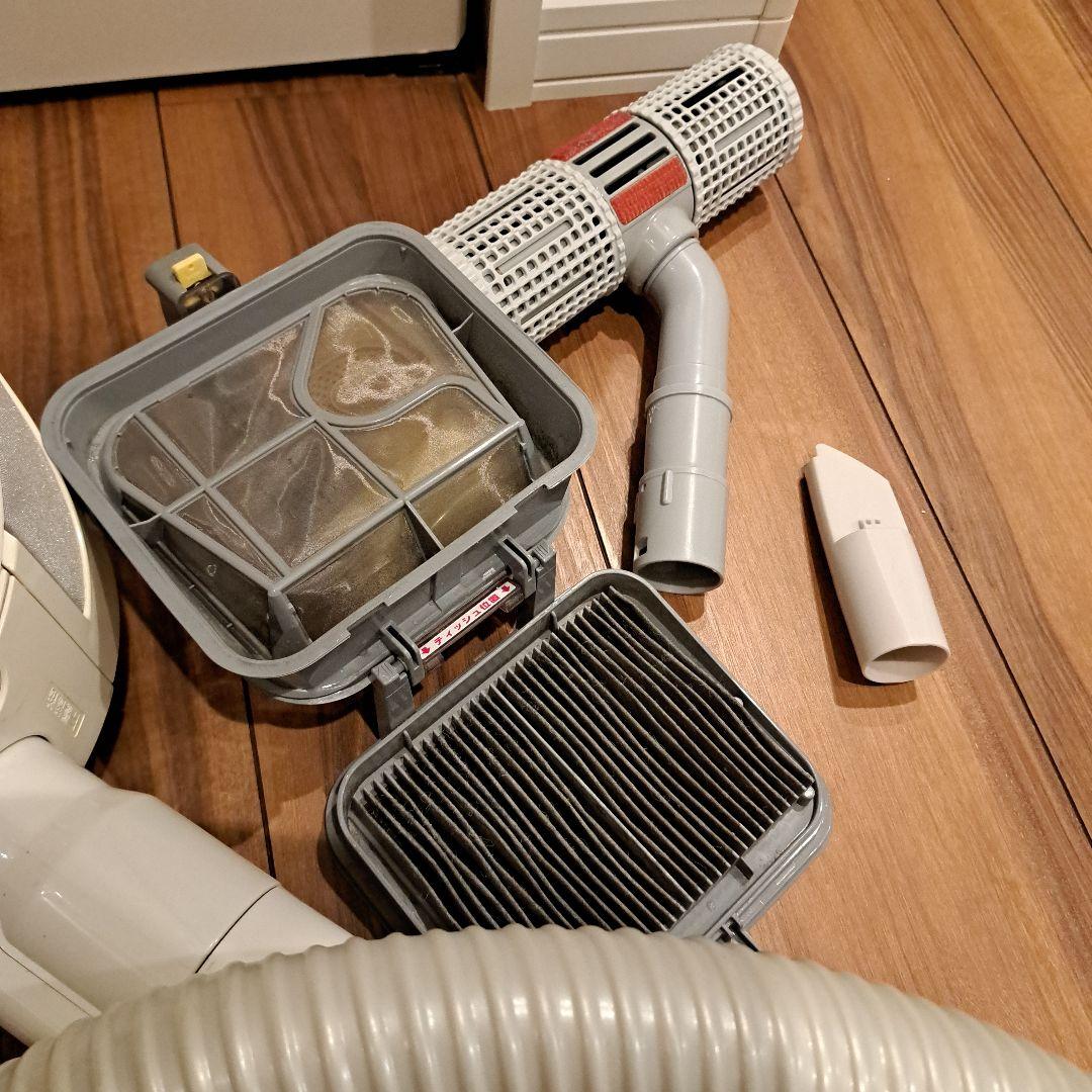 SANYO　airsis 空気清浄機能付き 掃除機