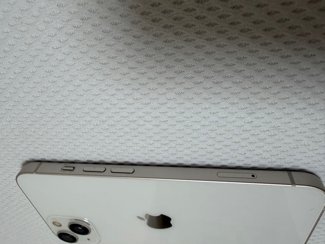 iPhone13 無印　128G スターライト