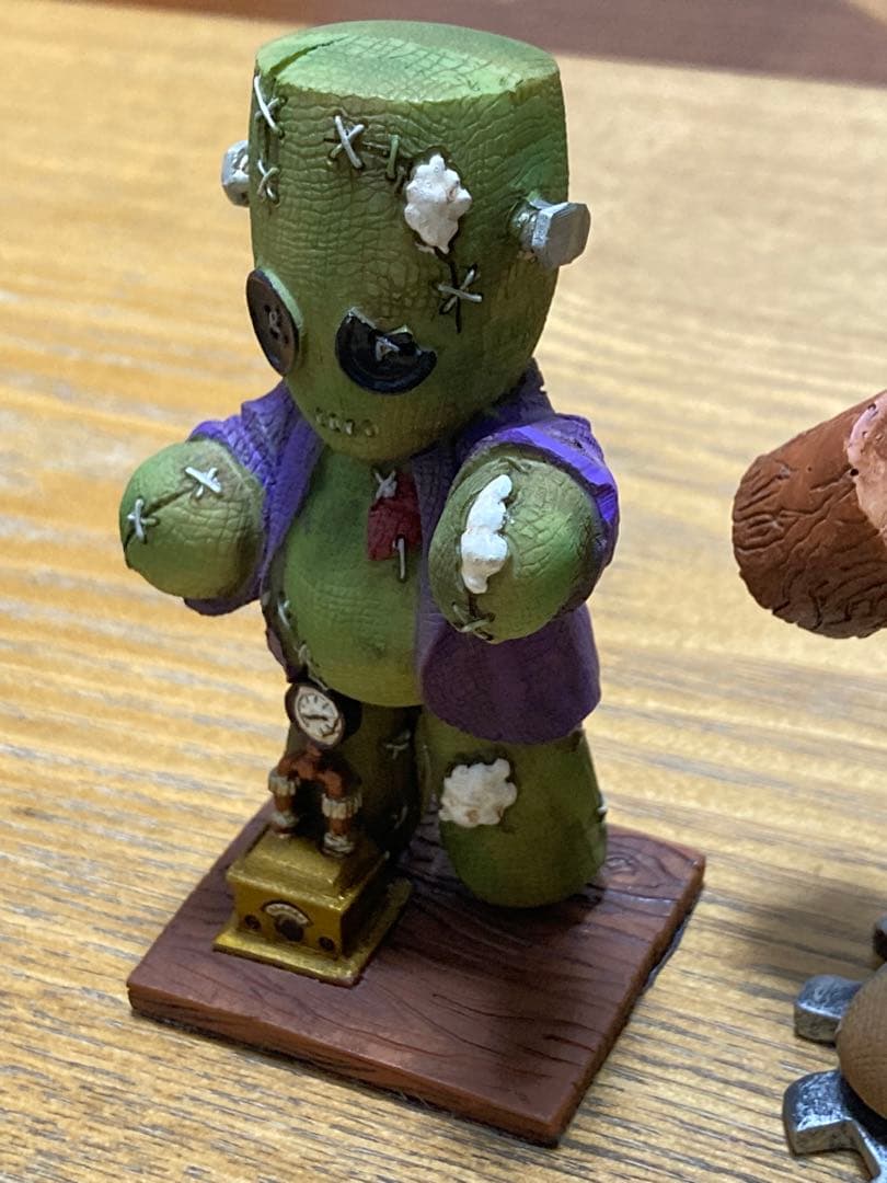 新品　Pacific Giftware ピンヘッドモンスター　2種セット