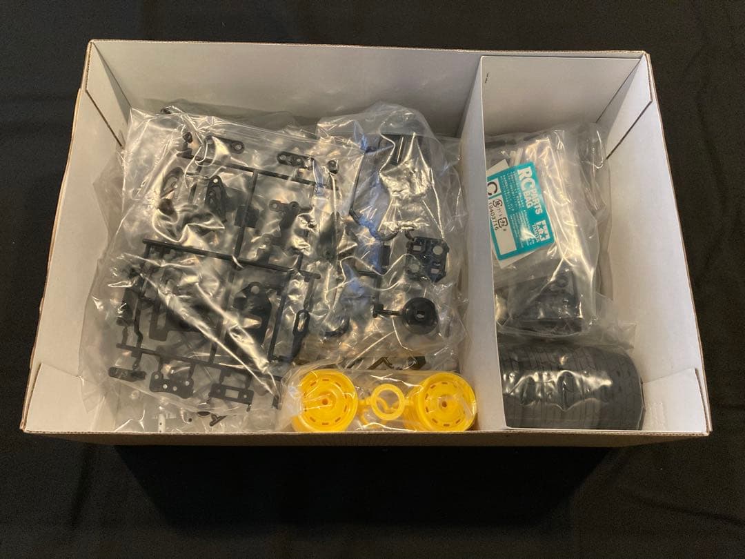 タミヤ1/24ランチボックスミニ(未組み立て)