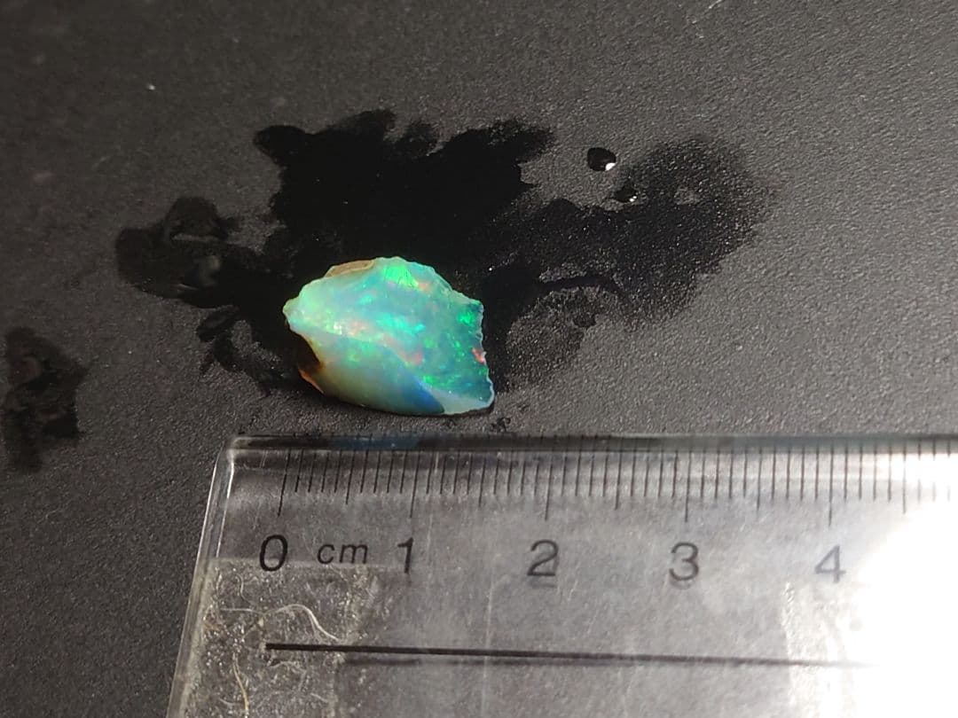 エチオピア　ウェロ産　オパール　チョーク　鉱物標本　原石