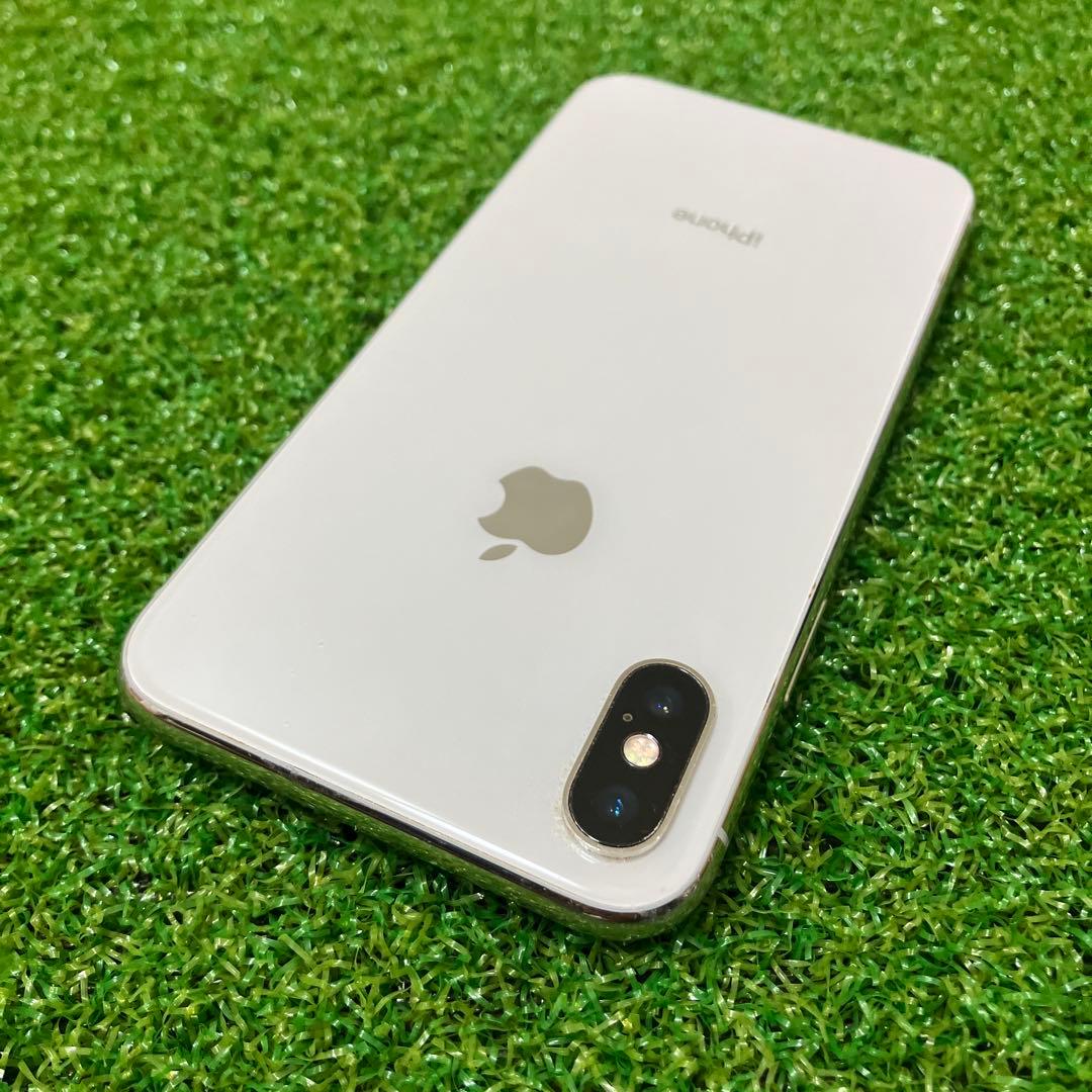 iPhone Xs シルバー 本体