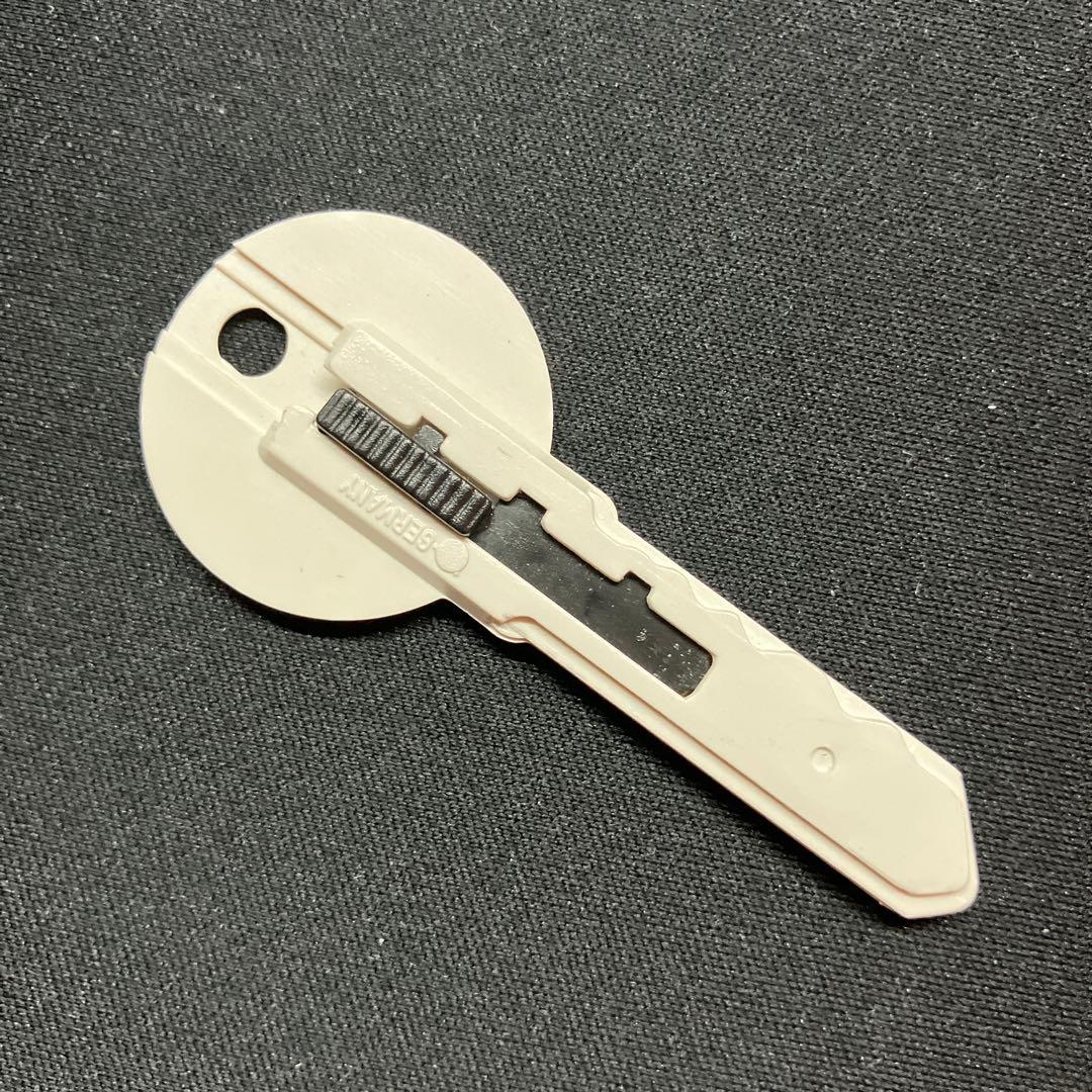 RIMOWA ALUMINIUMKOFFER 鍵型カッター　珍品　美品