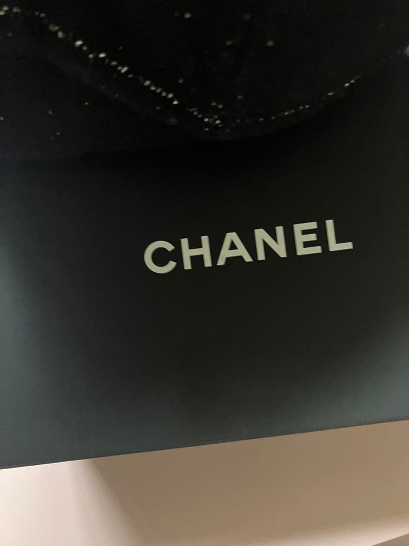 CHANEL 黒 ニット帽 刺繍ロゴ