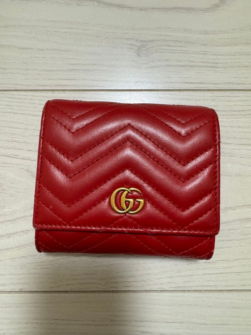 GUCCI二つ折り財布 レッド