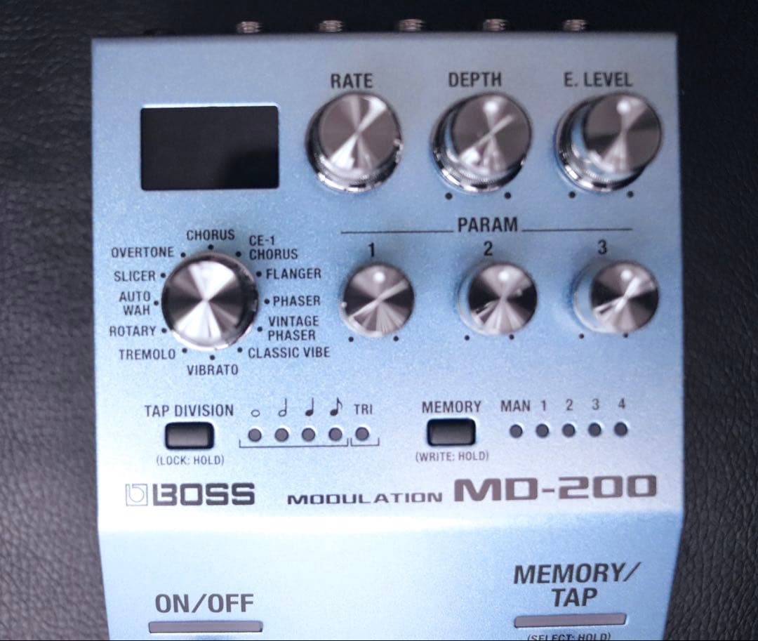 【値下げしました】BOSS モジュレーションエフェクター MD-200