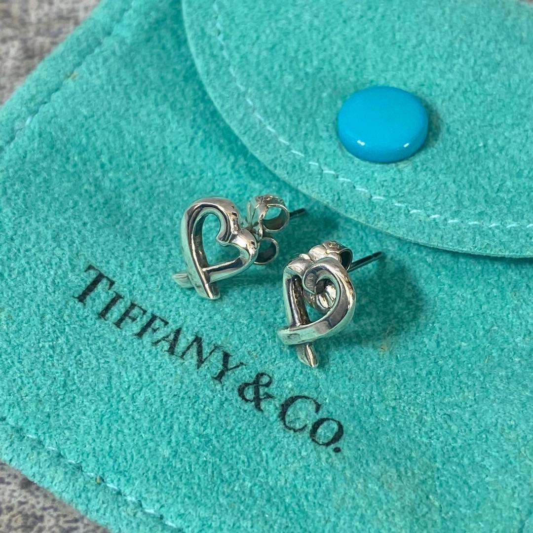 美品　Tiffany ティファニー　ピアス　シルバー　ラヴィングハート