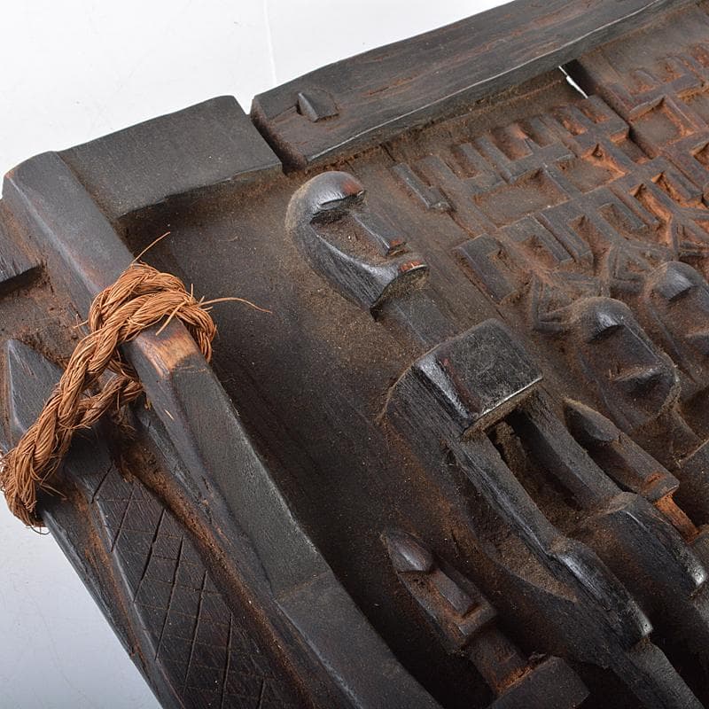 アフリカン プリミティブアート　木彫　扉　壁飾り　ドゴン族　M　R5935B