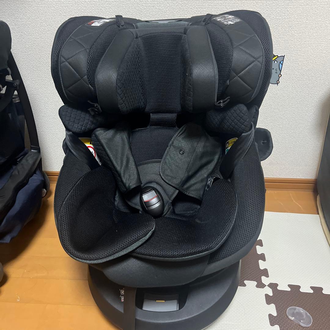 エールベベ　チャイルドシート　クルットRザ・ファースト2 パールブラック