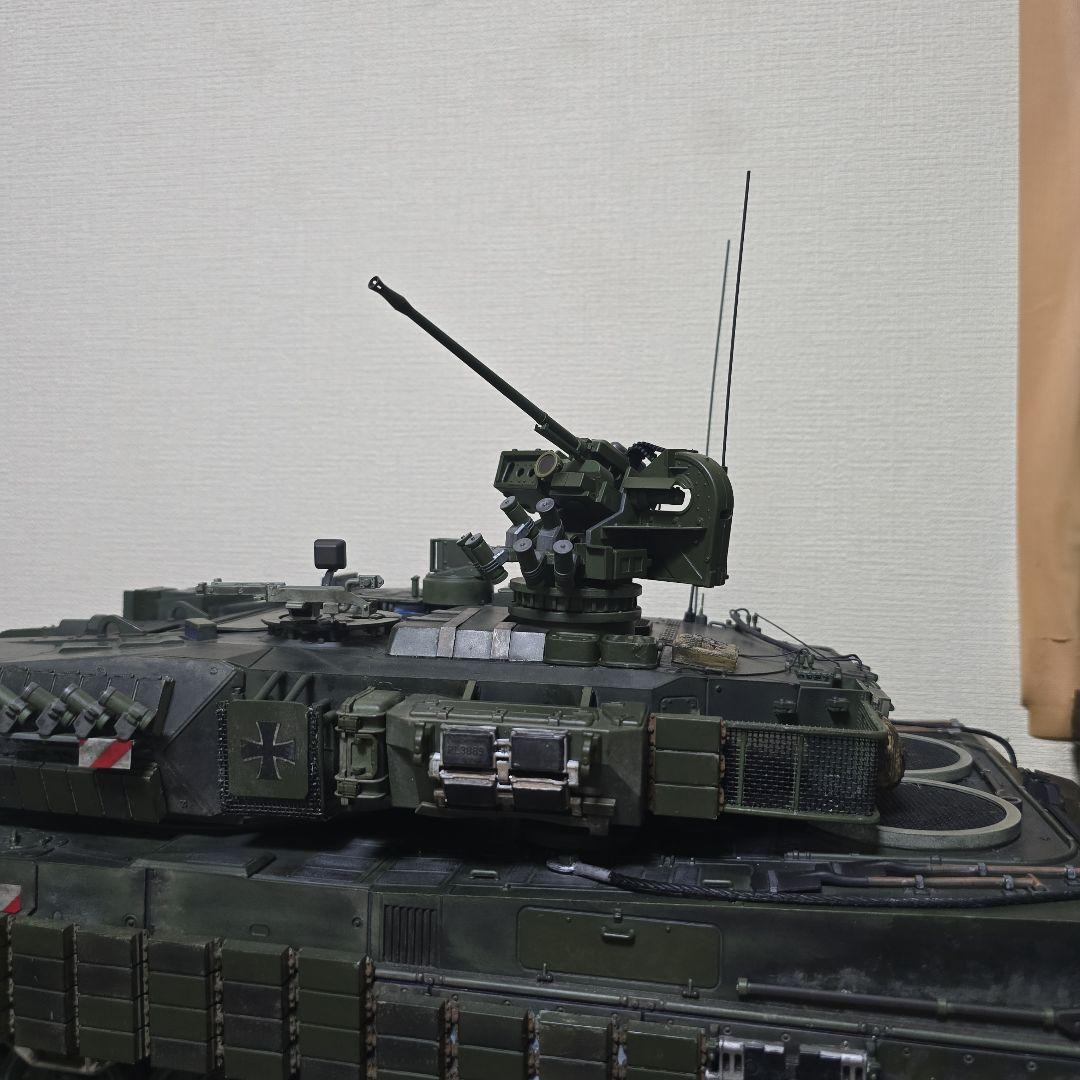 ラジコン 戦車1/16 レオパルド2A6 (Radiolink)