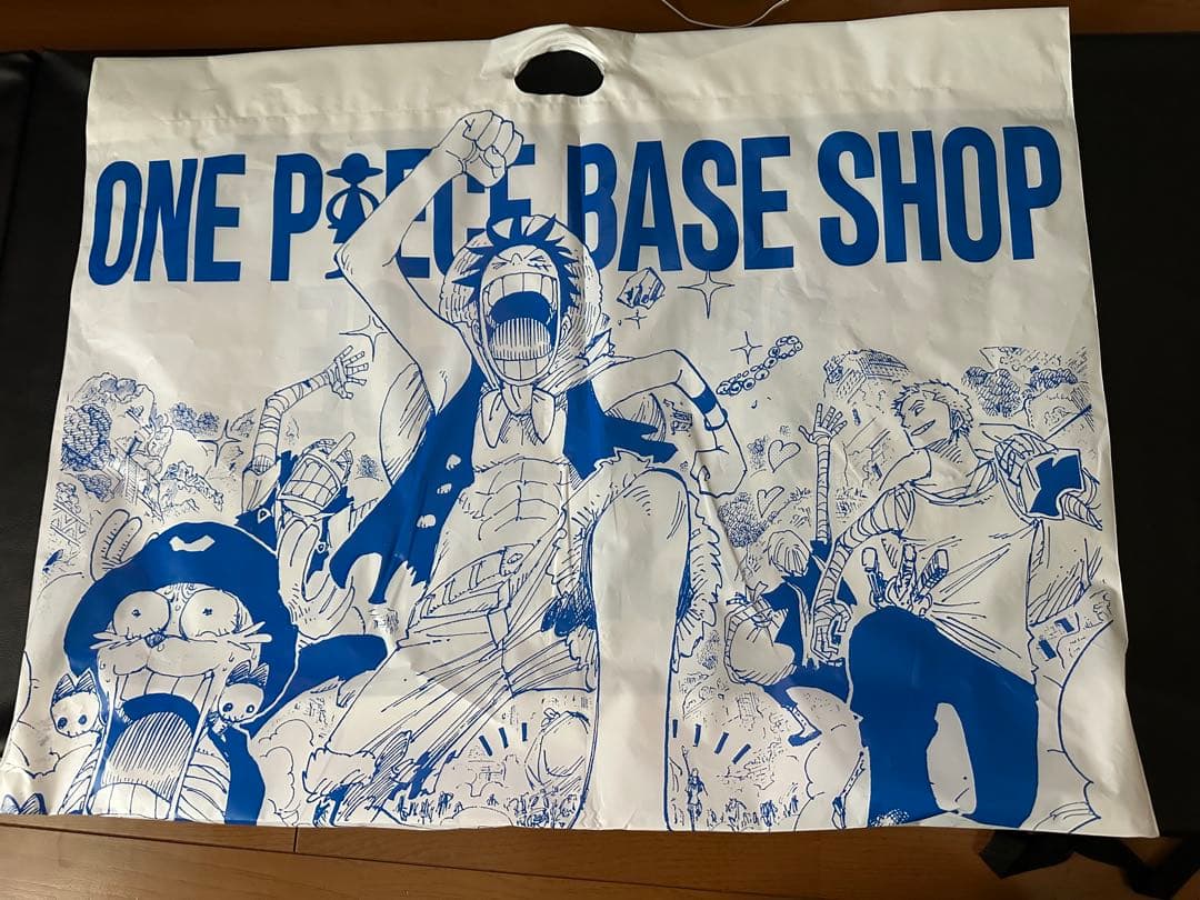 ワンピース ベースショップ 1番くじ　モンキーDルフィ　フルカラー賞