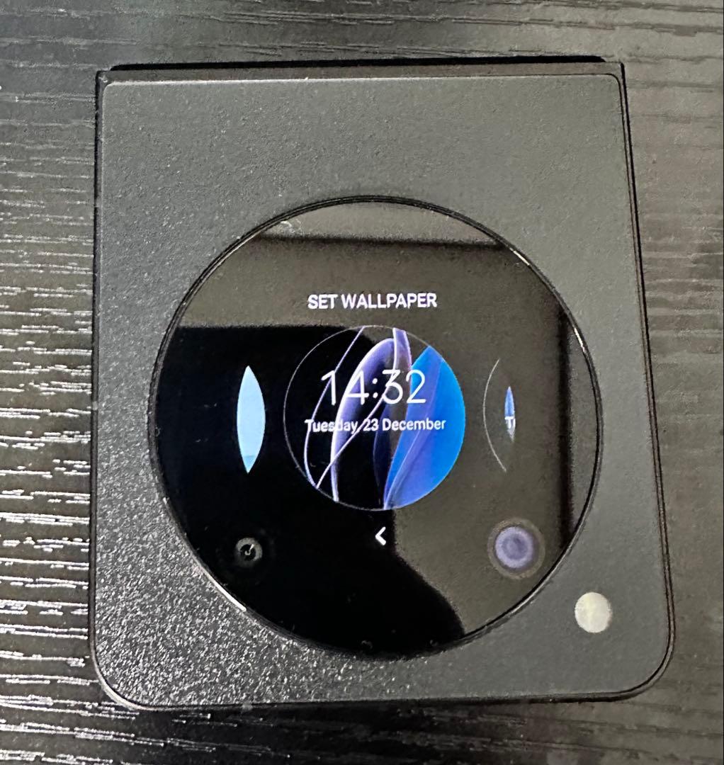 携帯電話本体 Nubia flip 5g