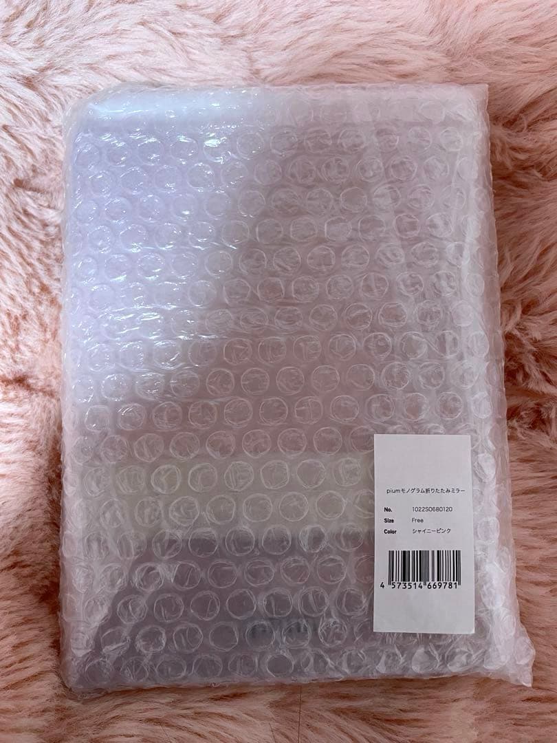 pium モノグラム折りたたみミラー シャイニーピンク