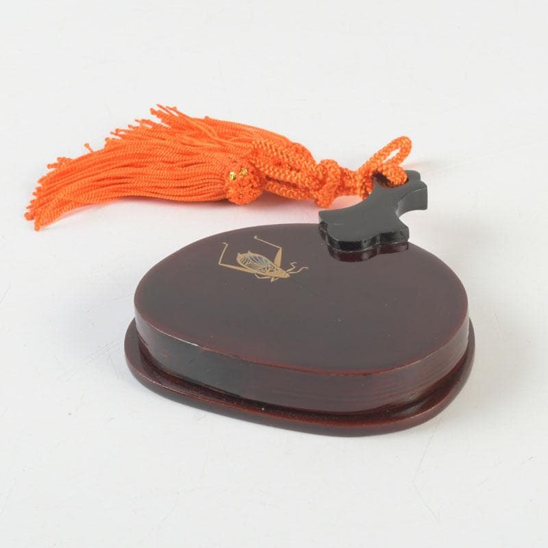 茶道具　輪島塗　茶平一斎作　鈴虫蒔絵　団扇形香合　共布共箱　V　9802