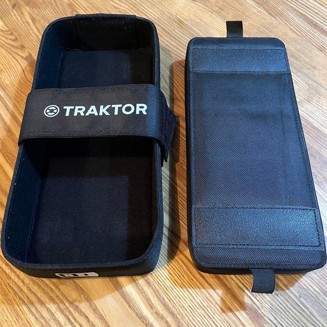 美品　TRAKTOR KONTROL Z1 専用ケース付