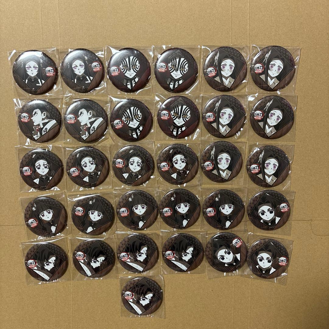 鬼滅の刃　無限城編　ダイニング限定缶バッジ
