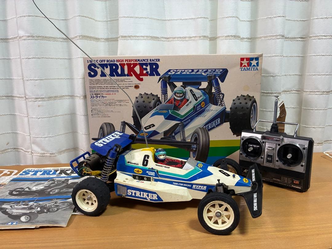 TAMIYA STRIKER 1/10 オフロードバギー
