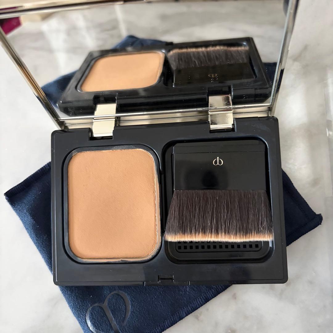 クレ・ド・ボー ポーテ　タンプードルエクラ　オークル30& リキッドオークル30