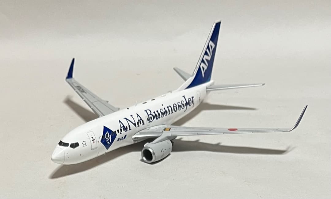 航空機・ヘリコプター ANA B737-700 ANA Business Jet