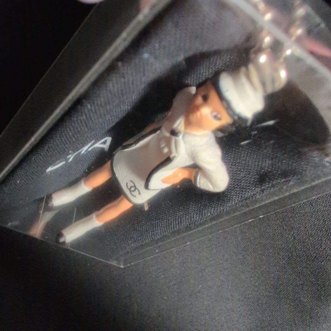 CHANEL ココシャネルフィギュア・ブック・ネックレスセット