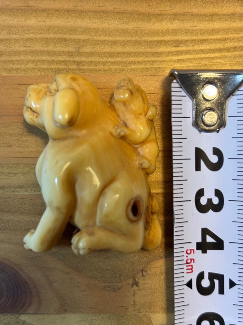 【希少】犬の親子　時代提物 根付 銘有り　アンティーク　印籠