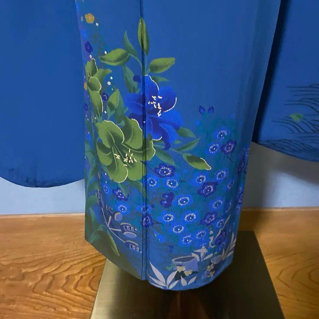 振袖フルセット　めずらしい青色が会場で目を引くファー付き　スタイリッシュ　成人式