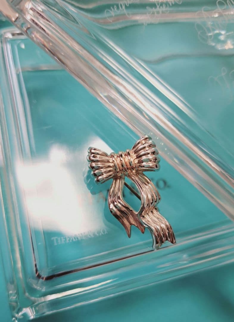 ティファニー リボン starring 14k コンビ ヴィンテージ ブローチ