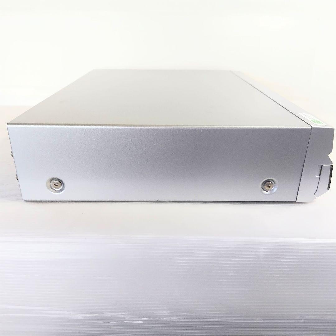 Panasonic　パナソニックVHS/DVDビデオデッキ　DMR-ES30V